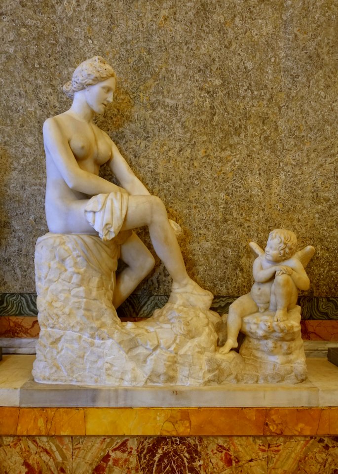 Venus after bath with cupid - Galleria Borghese - Rome, Italy - DSC04975