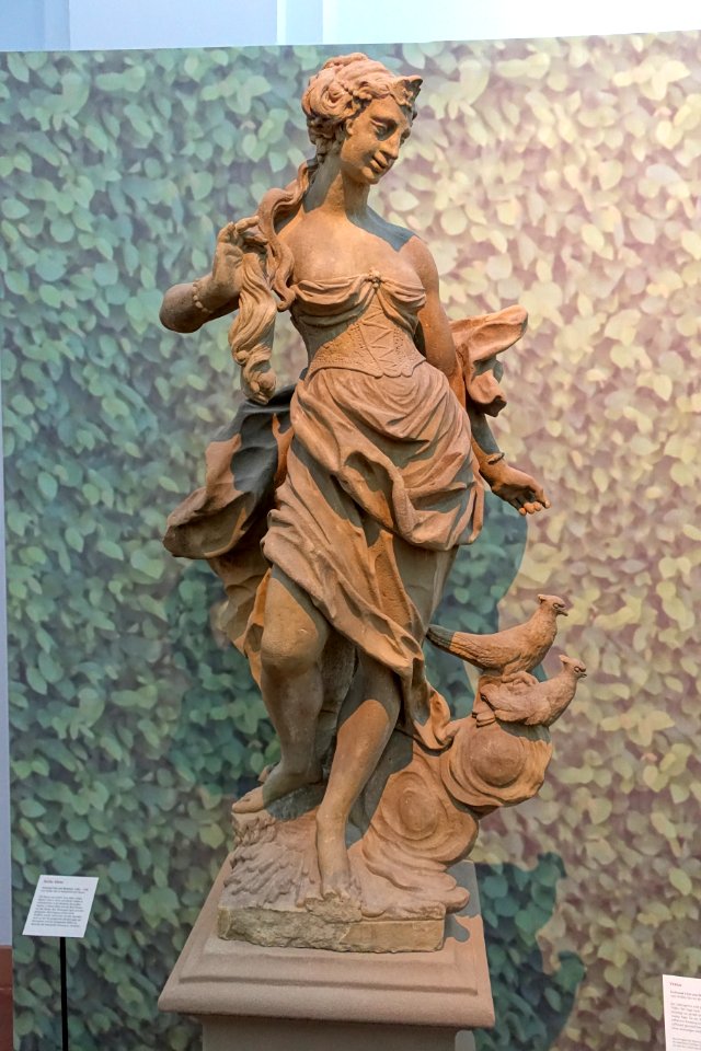 Venus by Ferdinand Tietz and workshop, from the Grossen See in Veitschochheimer Garten, 1765-1768, stone - Mainfränkisches Museum - Würzburg, Germany - DSC05033