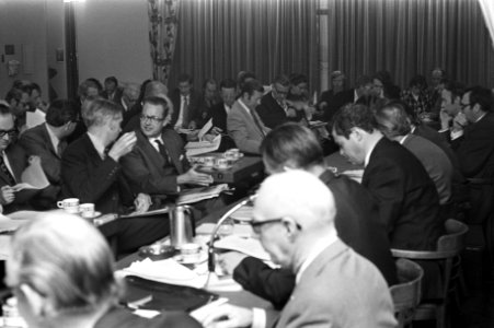 Vergadering Unieraad CHU in Krasnapolsky te Amsterdam, Baron Van Verschuer (link, Bestanddeelnr 925-9212