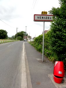 Venizel (Aisne) city limit sign