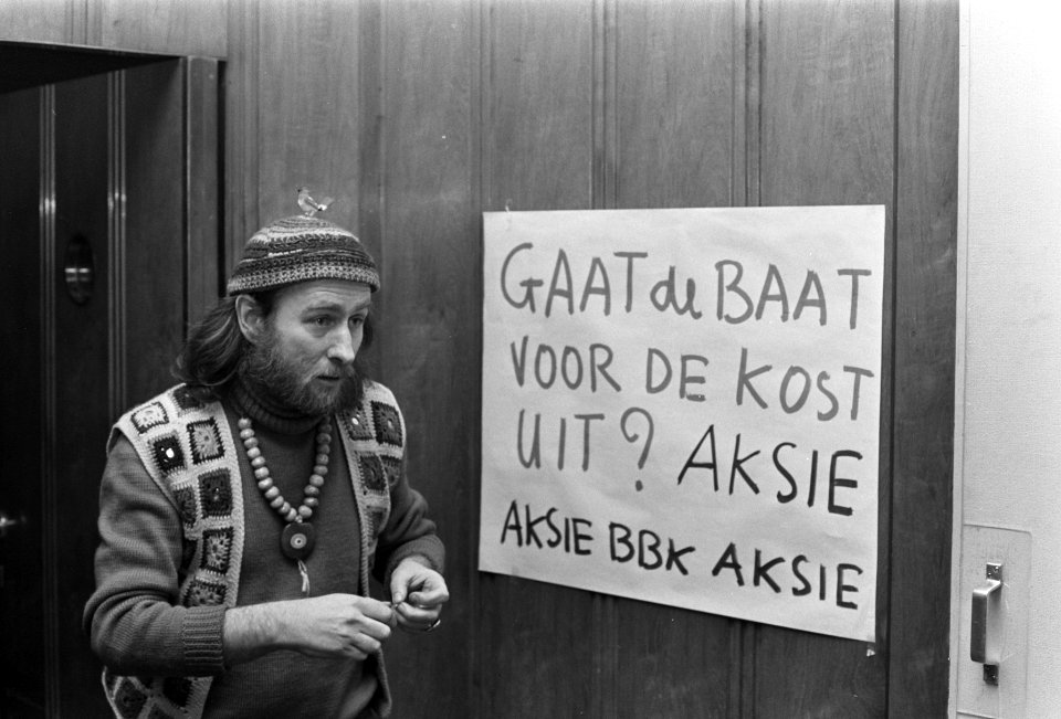 Vergadering van Mij. der Nederlandse Letterkunde over financiele positie van sch, Bestanddeelnr 923-3058