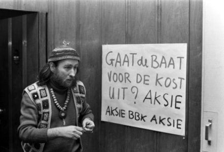 Vergadering van Mij. der Nederlandse Letterkunde over financiele positie van sch, Bestanddeelnr 923-3058