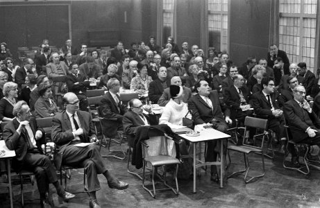 Vereniging van Nederlandse Letterkundigen vergadering in Krasnapolsky gehouden t, Bestanddeelnr 914-8035