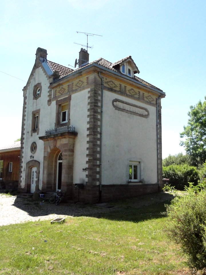 Vergaville (Moselle) ancienne gare (01)