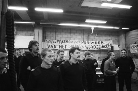 Vergadering actievoerende brandweerlieden in Amsterdam, Bestanddeelnr 933-4832