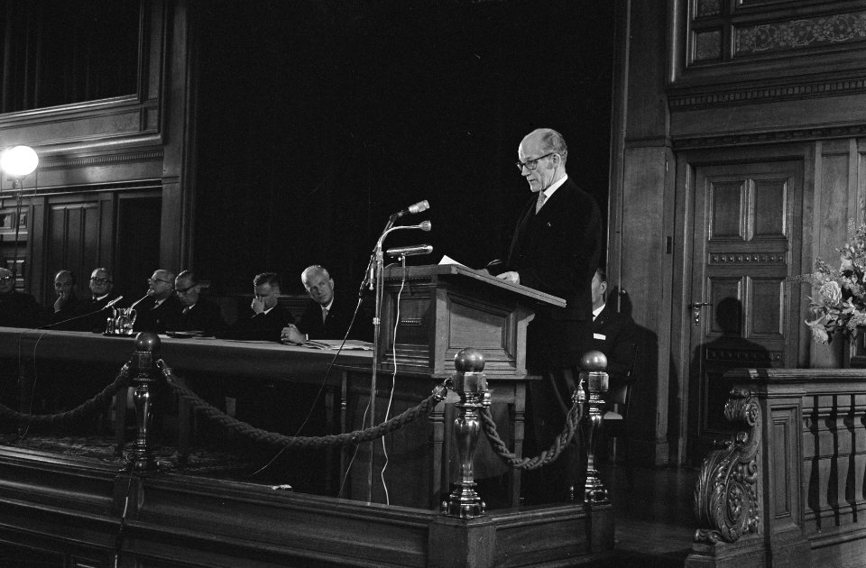 Vereniging van Reclasseringsinstellingen 50-jarig bestaa gevierd in Tropenmuseum, Bestanddeelnr 915-3036