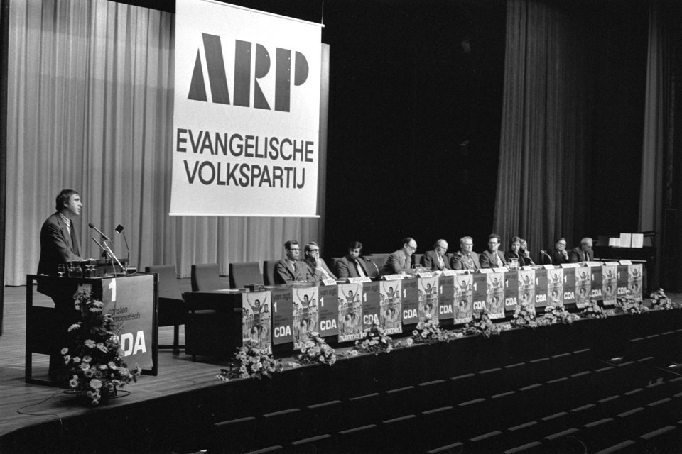 Vergadering ARP partijraad, tevens opdracht ARP, overzichten, Bestanddeelnr 929-4343
