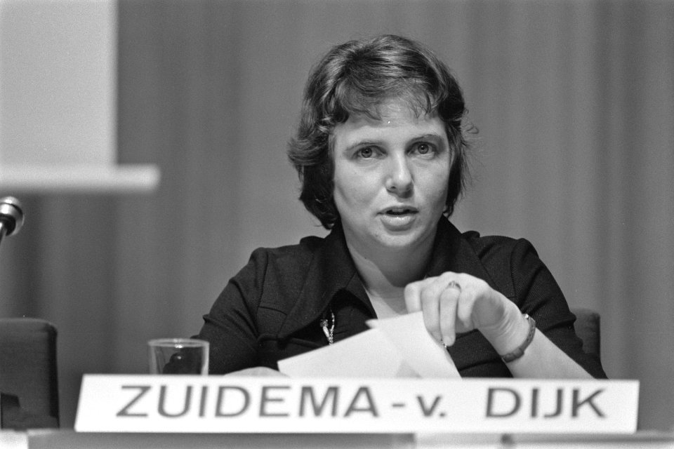 Vergadering ARP partijraad, tevens opdracht ARP, Raats nr 15 (kop), Zuidema, Va, Bestanddeelnr 929-4345