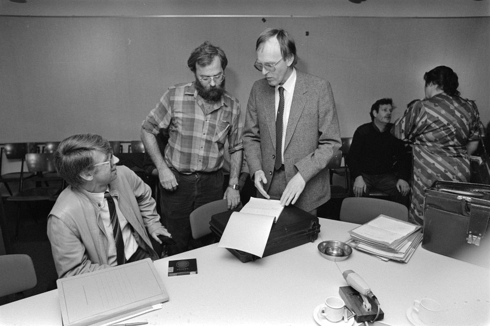 Verg. commissie Bijstand van Volkshuisvesting, stadsvernieuwing, grondbedrijf H, Bestanddeelnr 933-2203