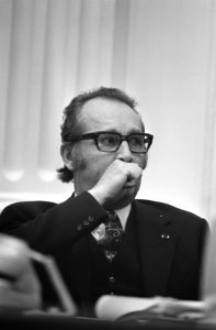 Verhoging omroepbijdragen in Tweede Kamer , Minister Engels (kop), Bestanddeelnr 926-3040