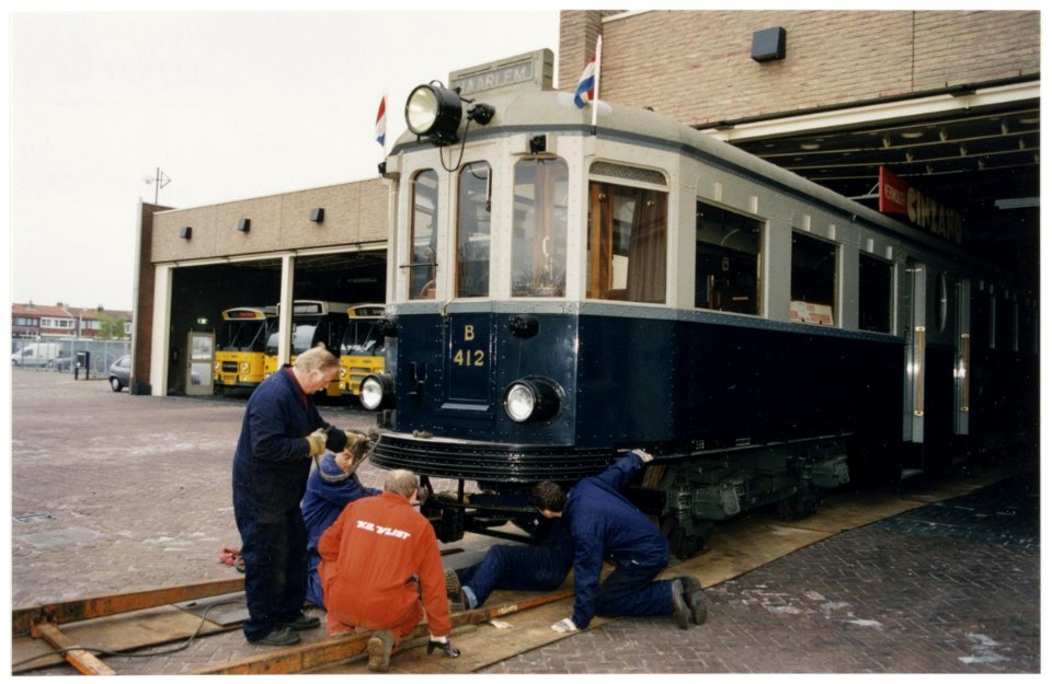 Verhuizing van de Blauw Tram cq Boedapester naar het nieuwe NZH museum aan de Leidsevaart dat op 24 mei geopend zal worden. NL-HlmNHA 54036332