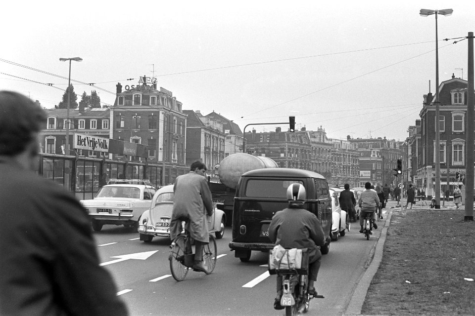 Verkeerslichten op het Frederiksplein in werking, Bestanddeelnr 920-7045