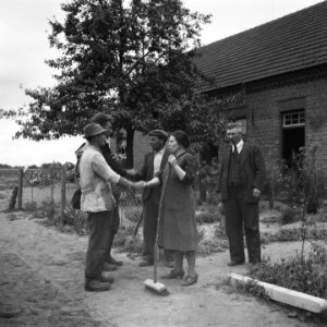 Verjaardag prinses Irene reportage van het kindertuinfeest paleis soestdijk, Bestanddeelnr 900-7028