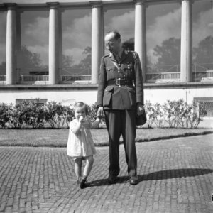Verjaardag prinses Irene reportage van het kindertuinfeest paleis soestdijk, Bestanddeelnr 900-7017