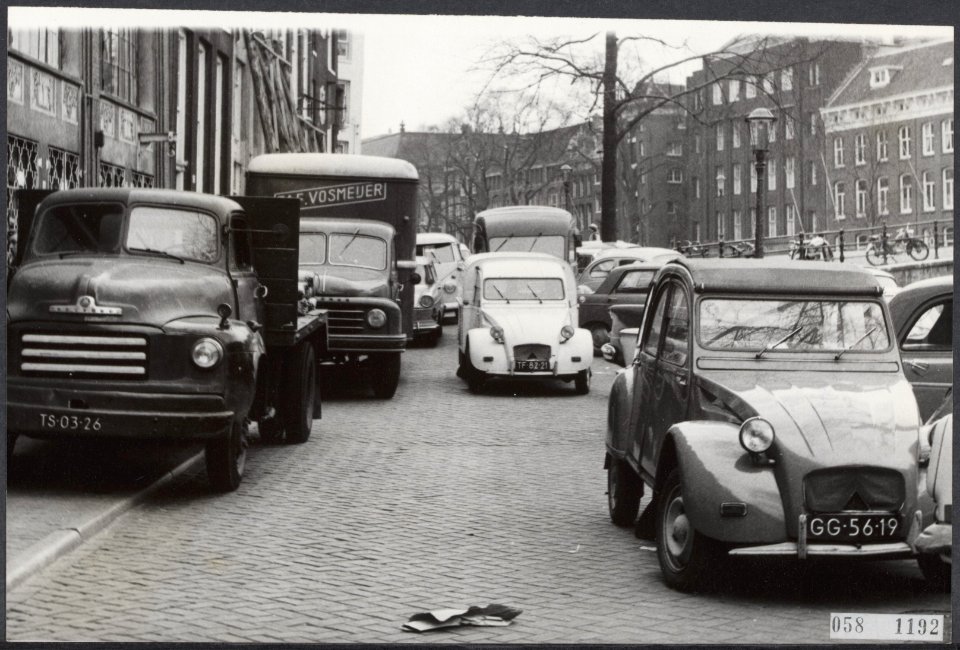 Verkeer, steden, files, grachten, Bestanddeelnr 058-1192