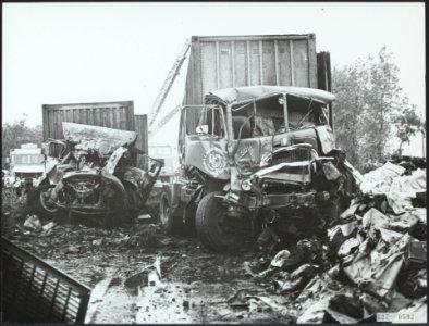 Verkeer, ongelukken, Bestanddeelnr 127-0592