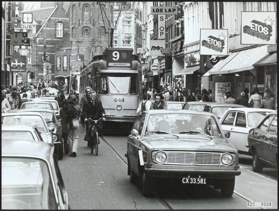Verkeer, stad amsterdam, Bestanddeelnr 127-0139