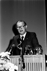 Verkeersveiligheidscongres in RAI Amsterdam geopend door minister Tuijnman (V en, Bestanddeelnr 929-6793