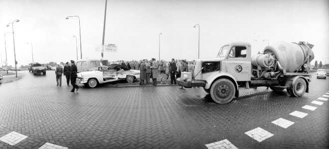 Verkeersongeluk Middenweg Gooiseweg, Bestanddeelnr 911-5590