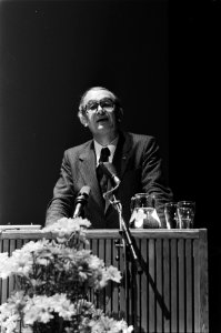 Verkeersveiligheidscongres in RAI Amsterdam geopend door minister Tuijnman (V en, Bestanddeelnr 929-6792