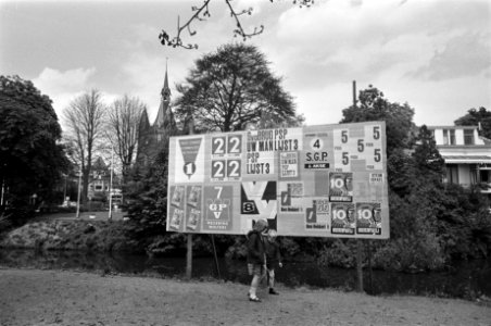 Verkiezingen, verkiezingscampagnes, borden, posters, Bestanddeelnr 920-4362