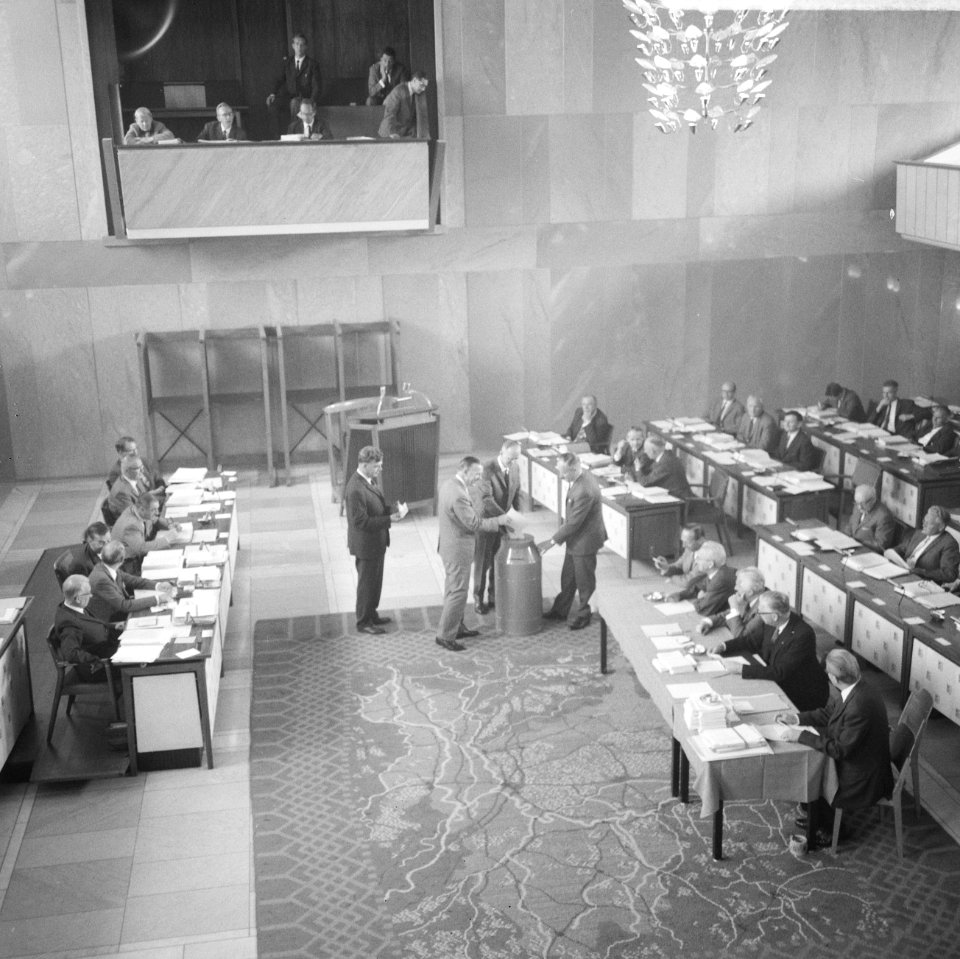 Verkiezing leden Eerste Kamer , verkiezing in Arnhem, Bestanddeelnr 919-3282