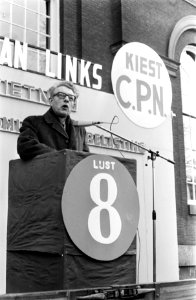Verkiezingsbijeenkomst van de CPN op het Spui in Amsterdam fractievoorzitter v…, Bestanddeelnr 923-3467