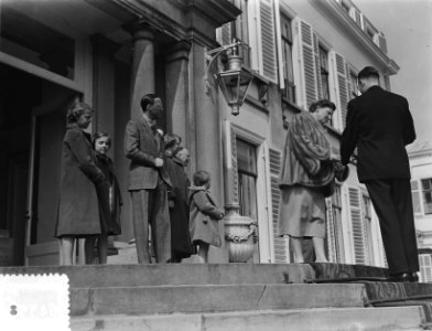 Verjaardag Koningin Juliana Soestdijk, Bestanddeelnr 906-4358