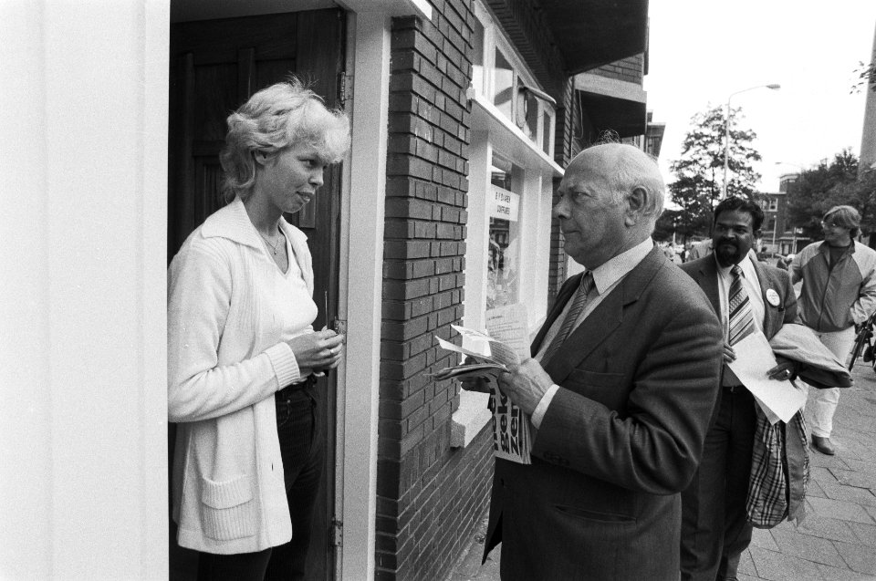 Verkiezingscampagne PvdA huisbezoeken van Den Uyl, Bestanddeelnr 932-3053