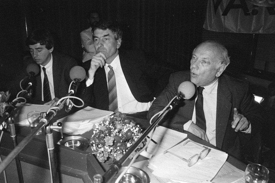 Verkiezingsdebat tussen lijsttrekkers CDA, PvdA en VVD in Hilversumse VARA-radio, Bestanddeelnr 933-6506