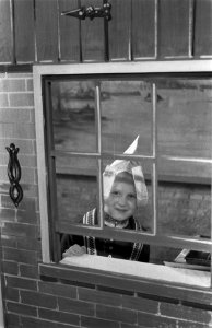 Verkoop kinderpostzegels, Jannetje Kwakman uit Volendam, Bestanddeelnr 911-7706