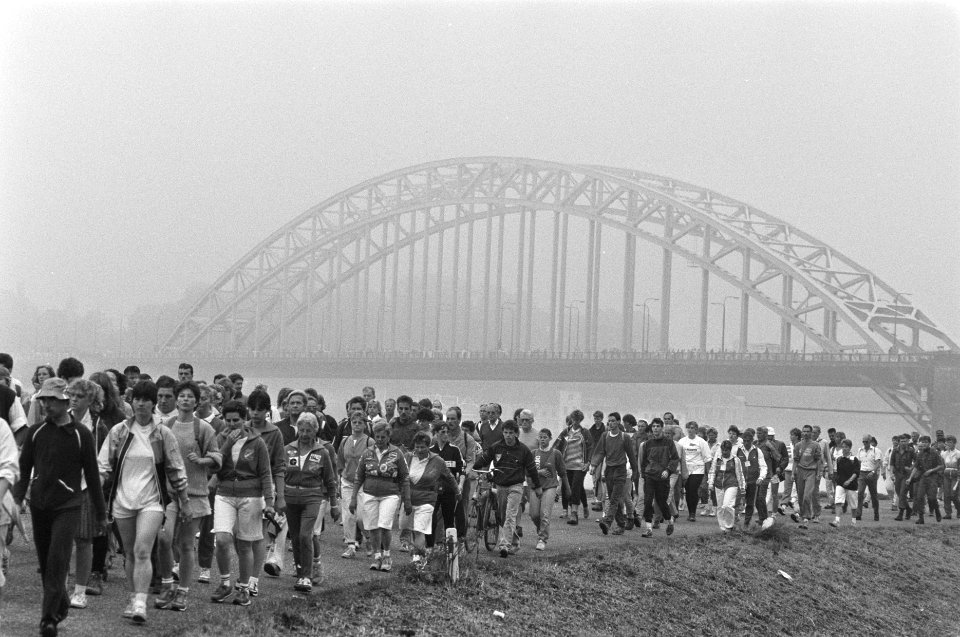 Vierdaagse Nijmegen, 1e dag, Bestanddeelnr 934-0371