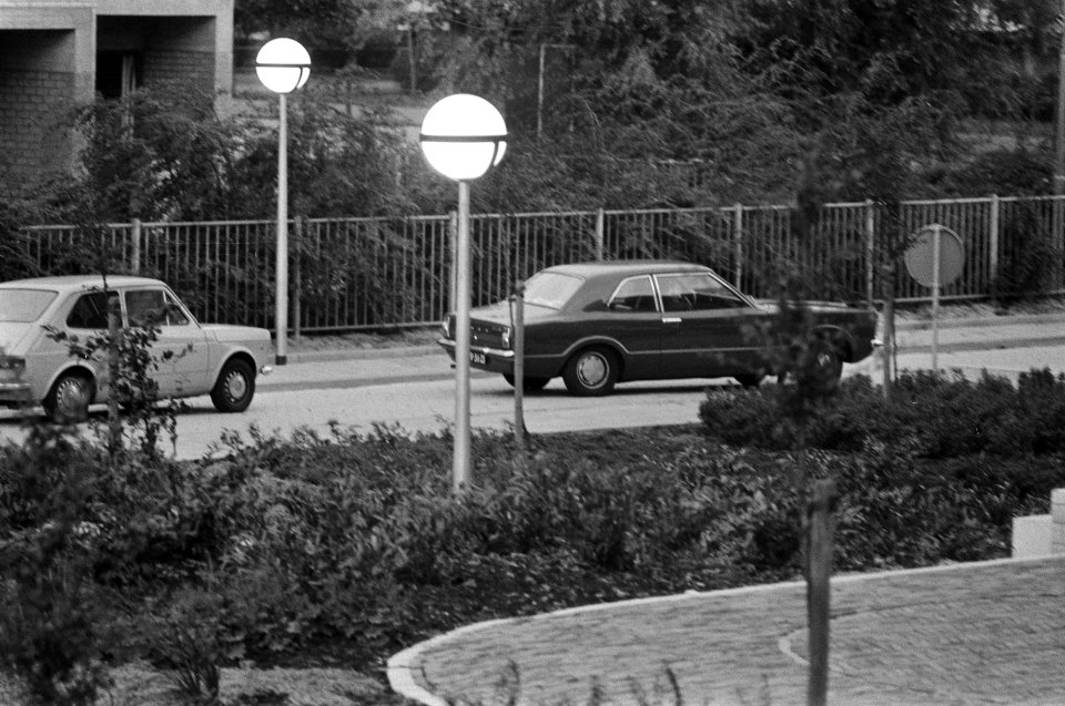 Vier Syriers staan terecht in Kantongerecht in Amsterdam aankomst auto met een , Bestanddeelnr 928-1952