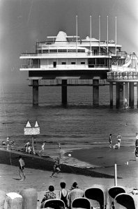 Vierde piereiland aan Scheveningse pier gekoppeld, overzichten vierde piereiland, Bestanddeelnr 916-8134