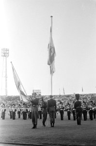 VIERDAAGSE, vlaggen, parades, Bestanddeelnr 920-5334