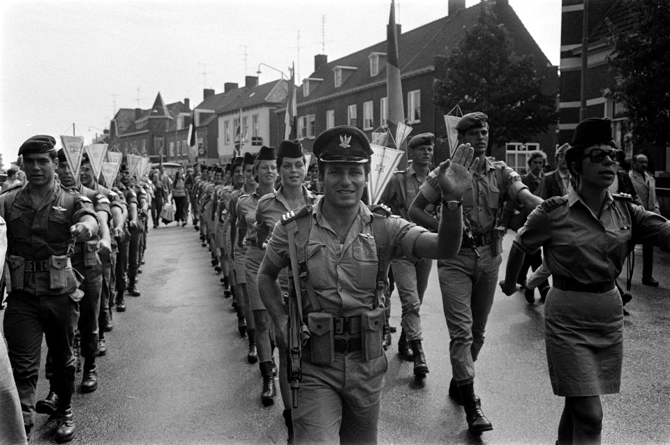 Vierdaagse Nijmegen, Bestanddeelnr 923-6875