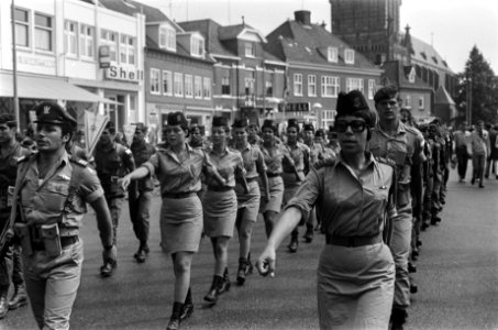 Vierdaagse Nijmegen, Bestanddeelnr 923-6876