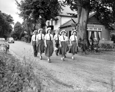 Vierdaagse afstandsmarsen in Apeldoorn, Bestanddeelnr 909-7374