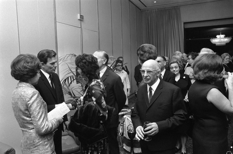 Viering 25-jarig bestaan staat Israel, opdracht heer Sijes, Bestanddeelnr 926-0942