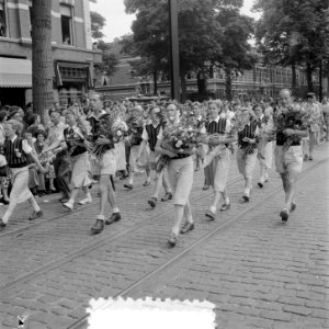 Vierdaagse Nijmegen. Intocht laatste dag, Bestanddeelnr 905-2378