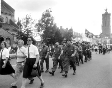 Vierdaagse Nijmegen, Engelse soldaten, Bestanddeelnr 919-3964
