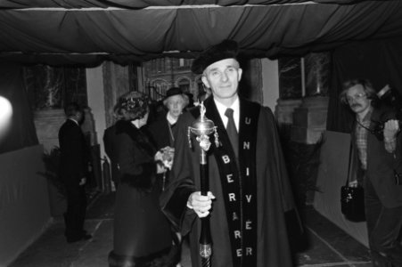 Viering 100-ste Dies Natalis VU in de Nieuwe Kerk, Bestanddeelnr 931-0961