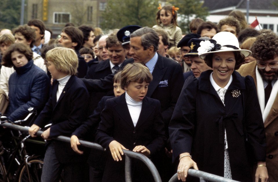 Viering Koninginnedag in Breda de Koninklijke Familie in Breda, Bestanddeelnr 253-8544