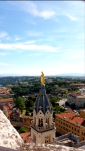 Vierge Marie de la Chapelle Saint-Thomas, vue depuis le toit de la Basilique Notre-Dame de Fourvière 2