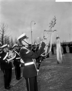 Viering van het 300 jarig bestaan van het Korps Mariniers bij de Van Ghent Kazer, Bestanddeelnr 918-5230