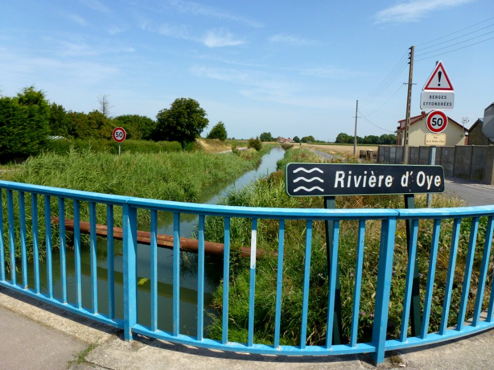 Vieille-Église ~ Oye-Plage (Pas-de-Calais) l'Oye, rivière séparant les communes