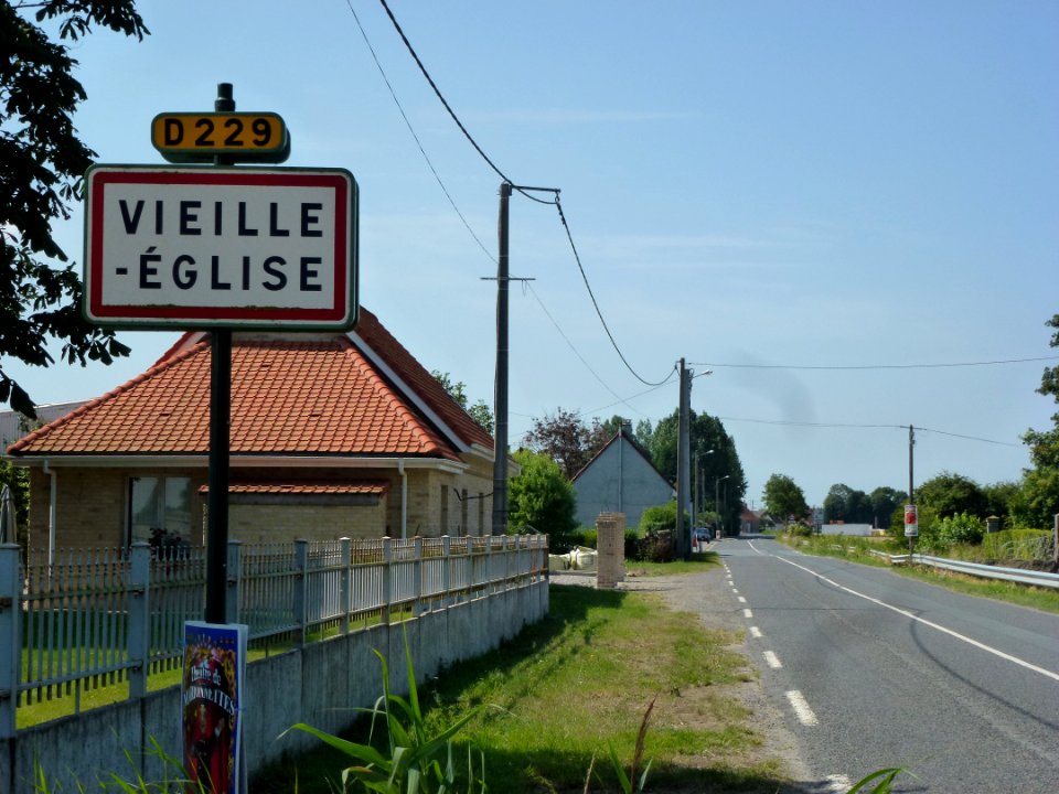 Vieille-Église (Pas-de-Calais) city limit sign