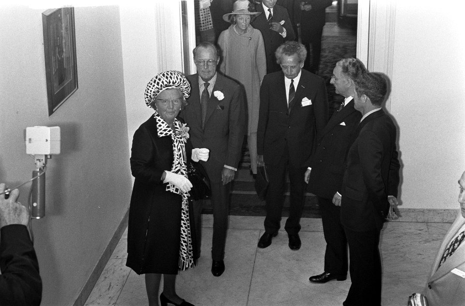 Viering Zilveren Regeringsjubileum van Koningin Juliana in Den Haag , Koninklijk, Bestanddeelnr 926-6667
