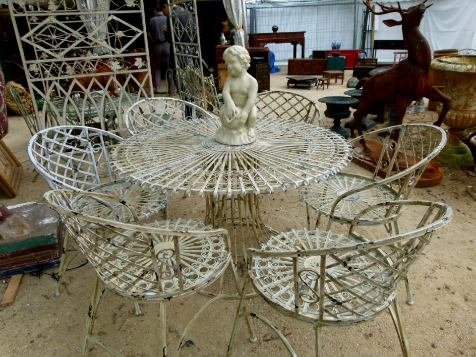 Vielles chaises de jardin