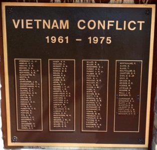Vietname Conflict Memorial - Sturbridge Honor Roll - Sturbridge, Massachusetts - DSC05971